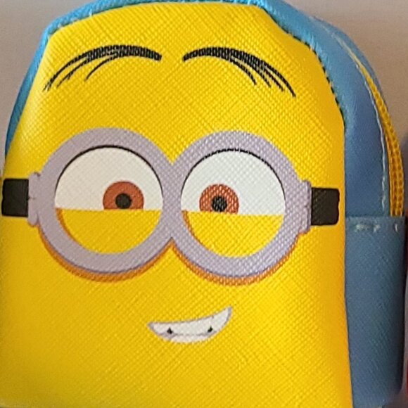 UNIVERSAL /CANDYRIFIC MINION MINI BACKPACK &CANDYRIFIC HARIBO GUMI BEAR BACKPACK - Picture 8 of 10